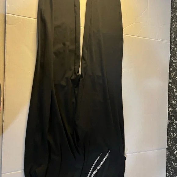 Yogalicious Women's Black Leggings - Picture 5 of 5